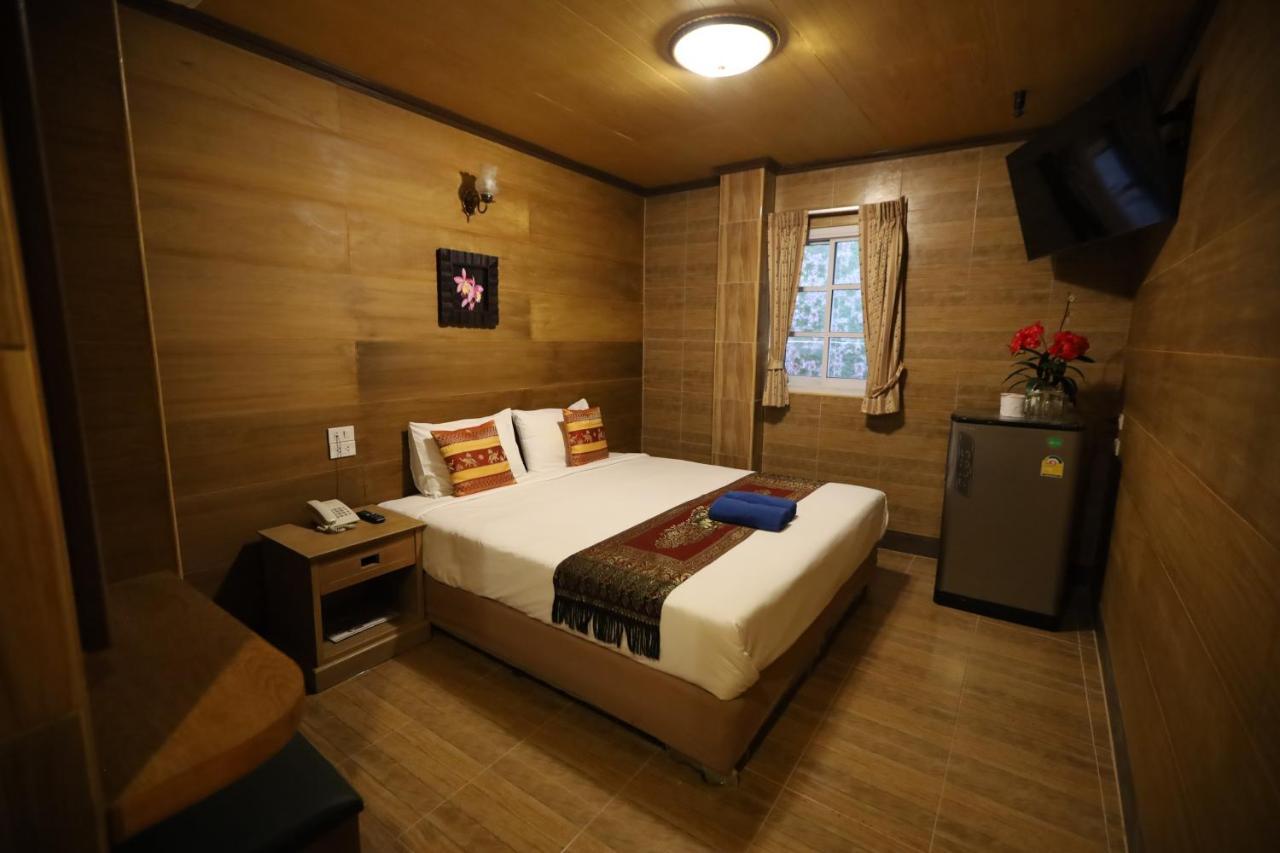 Thai Cozy House - Sha Certified Bangkok Buitenkant foto